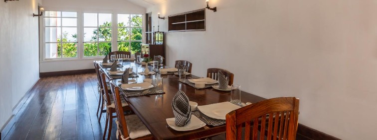 Dining at Pollibetta Bungalow, Coorg 